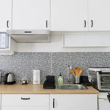 Sophie Belvarosaban * Segedín